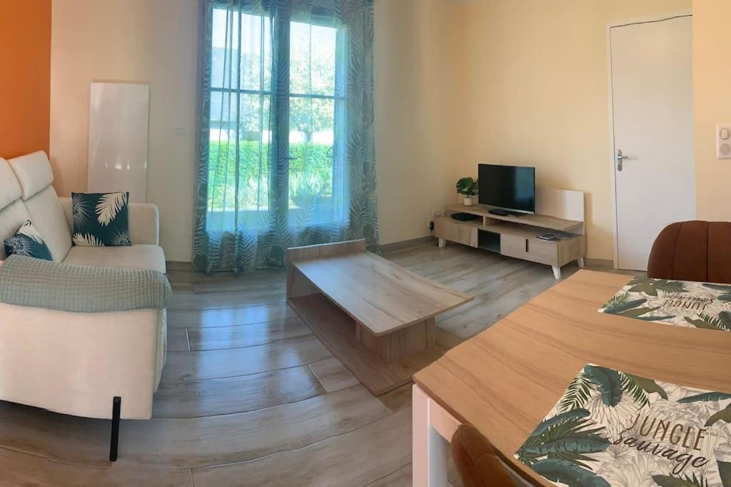 Vila Orange Plestan Exteriér fotografie